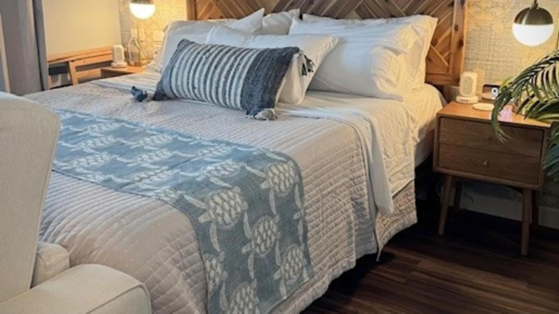 The Honu Hideaway Royal Garden Condo Honolulu Apartment
